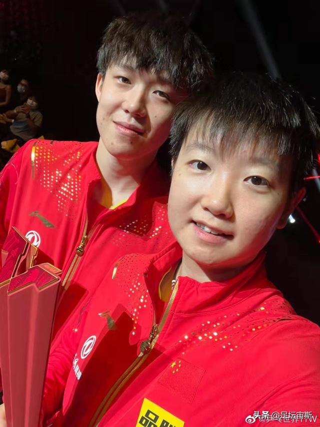 国乒大获全胜，包揽全部5冠！孙颖莎成双冠王，伊藤美诚惨遭横扫