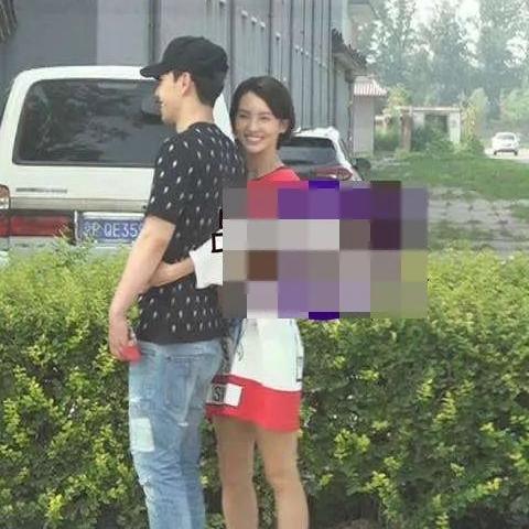 邓伦的“致富之路”，和他背后的3个女人