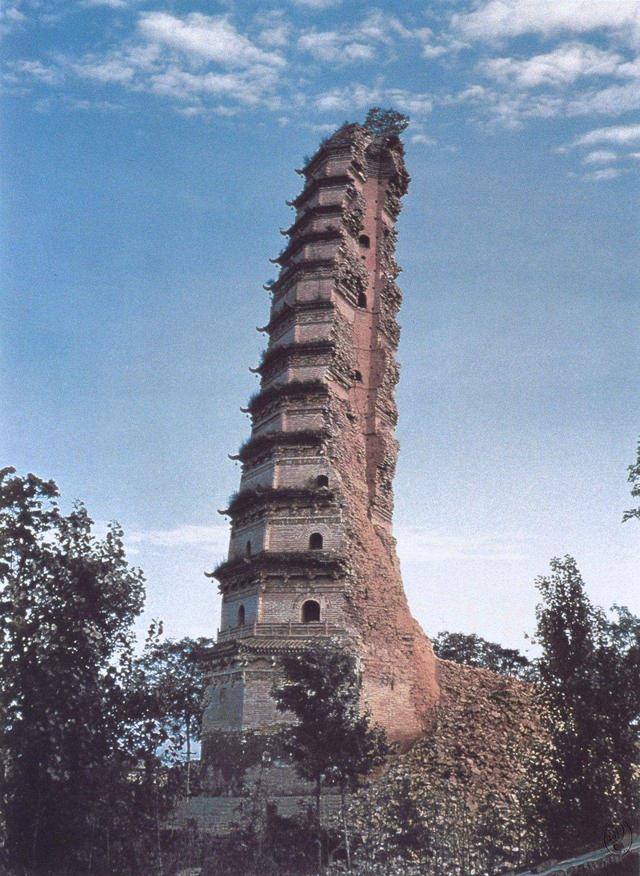 法门寺地宫中，不仅出土了武则天的裙子，还有一件世界独有的珍宝