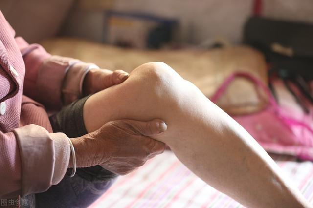 春季养肝正当时，读懂 肝脏发出的4个救命信号，早知道早健康