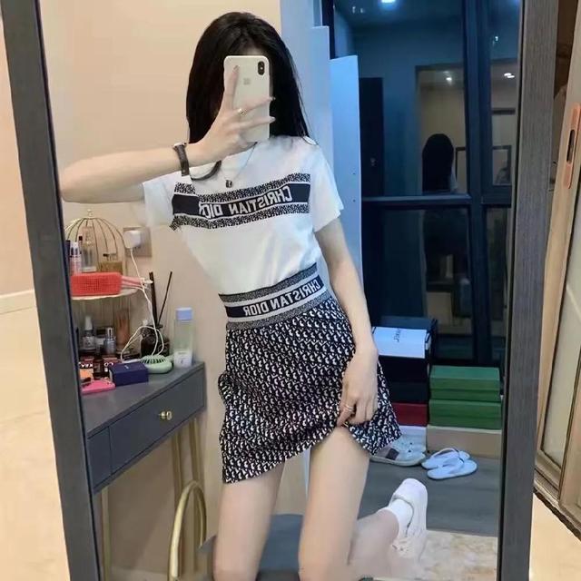 要做一个有教养，内心强大的女生