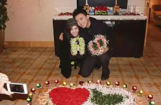 李佳航李晟婚变背后：男方太佛系，女方太理想主义，生活一地鸡毛