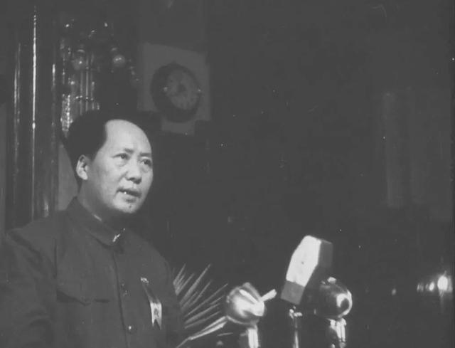 1951年三反运动，毛泽青被当作贪污犯，被逼无奈说：我是主席堂弟
