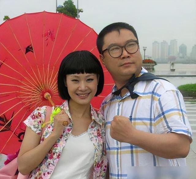53岁于文华与二婚老公（二婚嫁未婚小伙）(20)