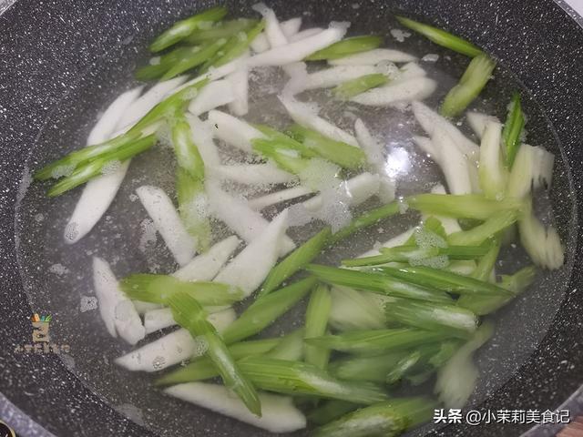 明日谷雨，记得吃：3菜2谷1肉，益脾胃防“春火”，为入夏打基础