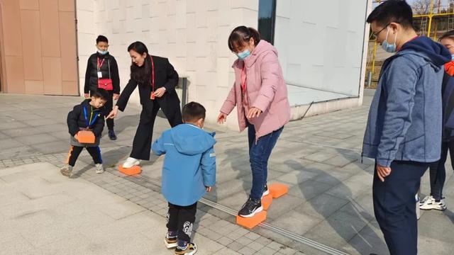 梦想小镇亲子时光初体验丨陪伴是给孩子最好的教育！