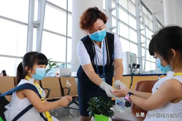 小孩坐飞机要买票吗 小孩坐飞机要买票吗（2岁小孩坐飞机要买票吗） 生活