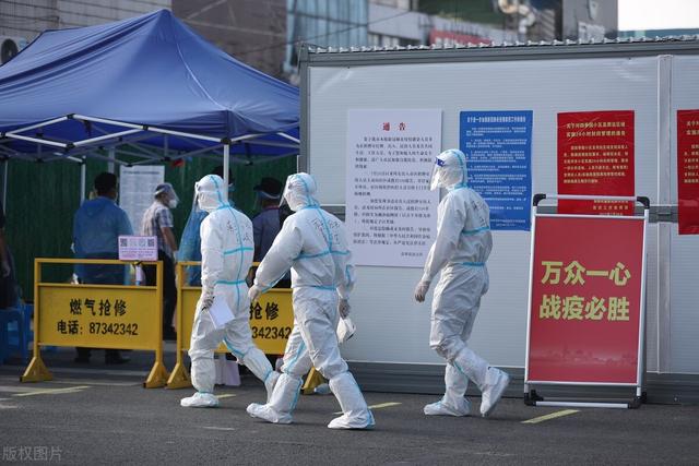 一个人毁掉一座城！引发扬州疫情的毛老太被批捕，能判多少年？