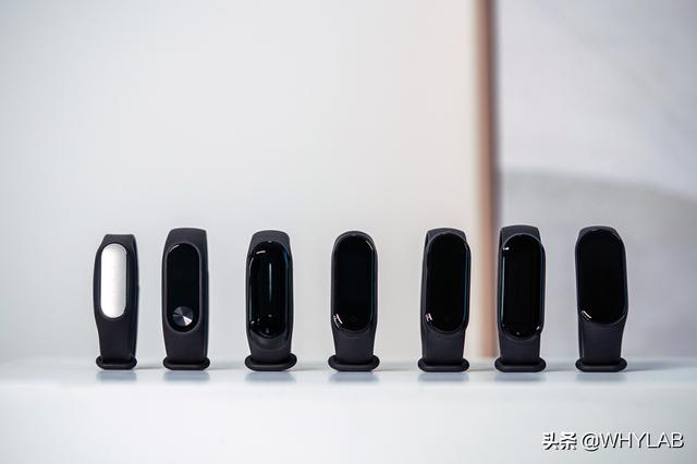 七代同堂，看小米手环 7 是否值得入手？