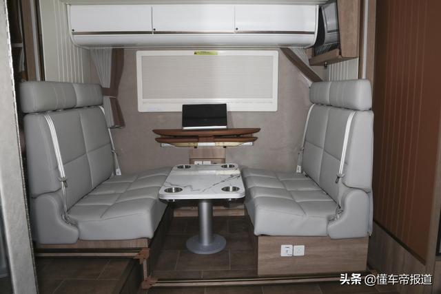 新车 | 售38.98万元起，新款大通V100房车上市，2.0T柴油发动机+6AT