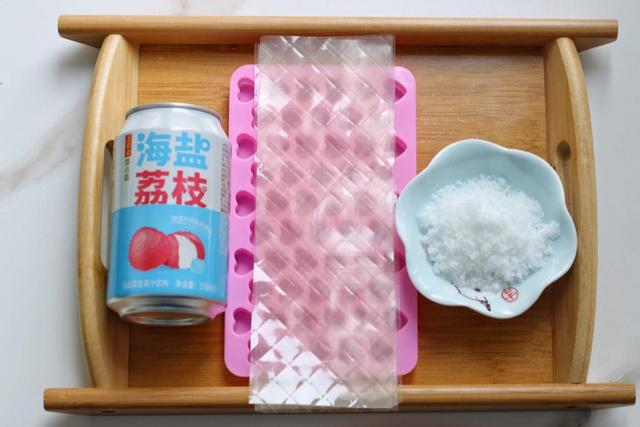 自制奶糖需要哪些材料？自己做奶糖的方法，看这篇深度解析范文