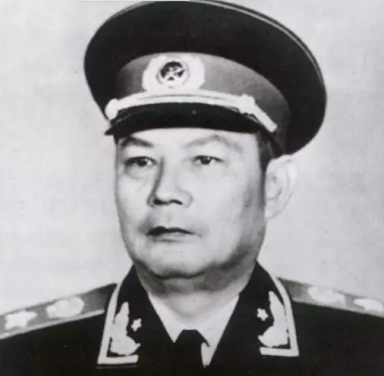 国军少将救过十万红军，1951年险被枪决，叶帅紧急来电：刀下留人