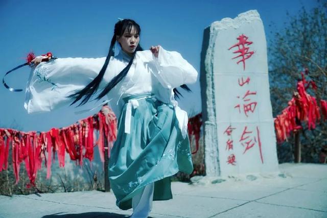 重磅 | 运营九周年、五一小长假，华山西峰索道聚惠来袭