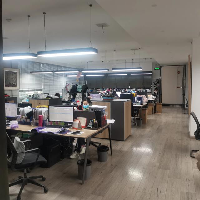 帽廠員工恢復工作情況