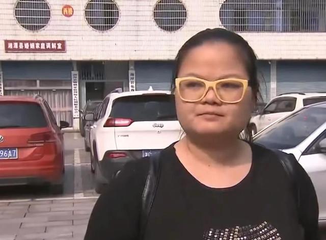 怀孕快生了却还被婆婆刁难自制剧（怀孕不让老公陪着做产检）(12)