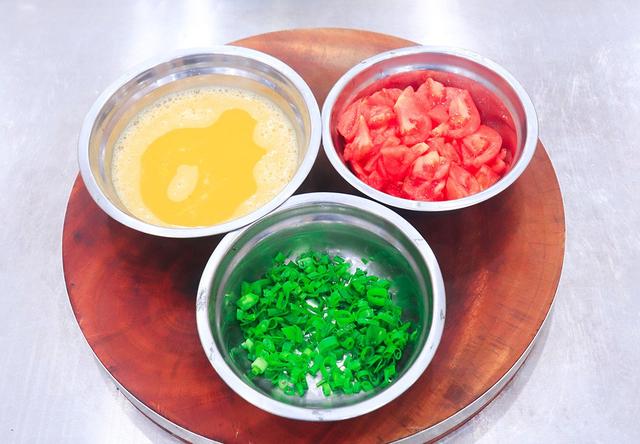 学小吃在哪里学最好(学做小吃在哪里学比较好)