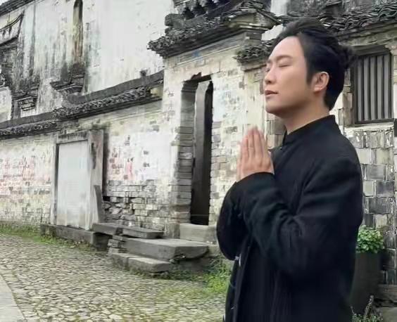 东航坠机后，从这些感人的故事中，我看到了：中国人的善良和团结