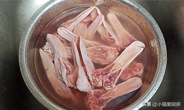 鸭头的做法