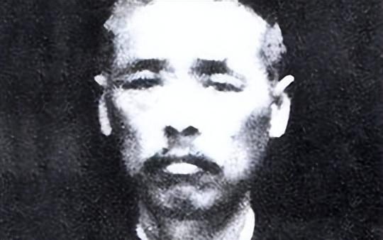 1935年，大叛徒顾顺章被处死，临刑前特务为何用铁丝穿透其肩胛骨