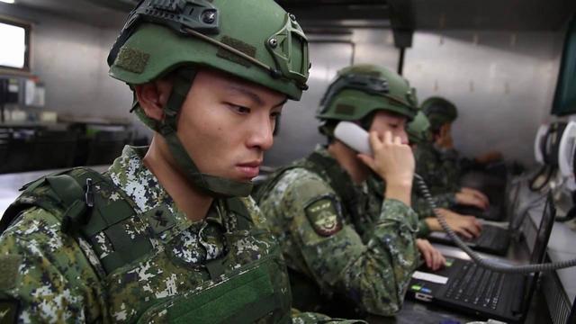 和平统一无望？最新民调显示，若两岸开战，近半岛民不反对上战场