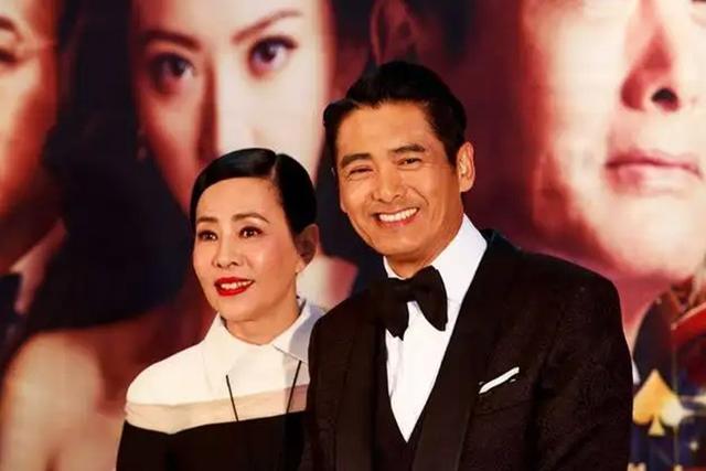 作为“香港之子”，他们从未合作过。周润发和成龙在过去的36年里经历了什么？
(图26)