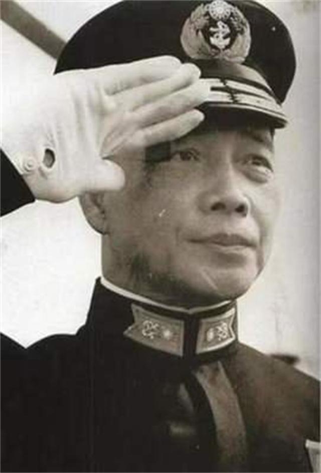 1946年老蒋下令炸开汪精卫墓，开棺后发现尸体完好，口袋有张纸条