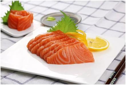 克罗恩病患者吃什么，不吃什么？医生：改善症状，建议从饮食开始