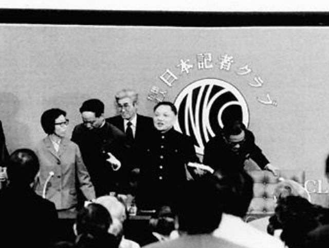 日本记者故意刁难：钓鱼岛是哪国的，邓小平巧妙回应令人钦佩