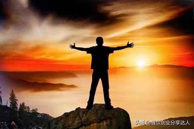从年薪几十万的高级面点师，到三次创业失败，他究竟做错了什么？