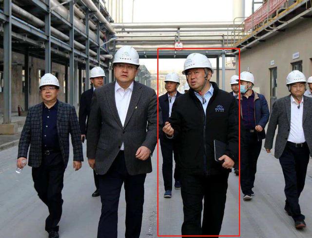 山东手套大王：疫情18个月赚130亿，减持股票套30亿，被股民骂翻
