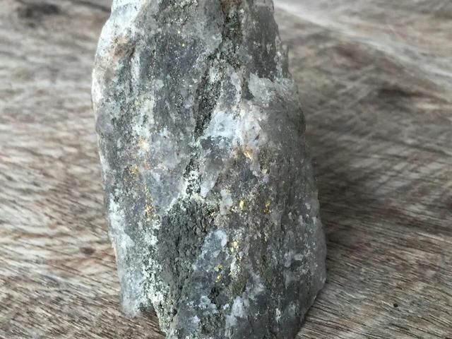牛人用破碎机视频