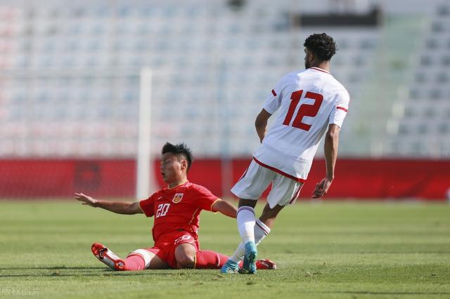 0比3！U23国足4分钟崩盘，创2大耻辱纪录，主帅用人再现争议