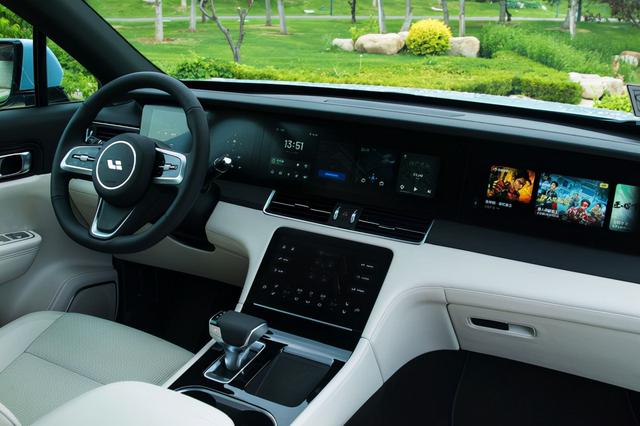 有智能车机绝不用Carplay！如日中天的苹果，也有被抛弃的一天？