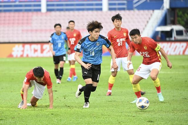 动态：广州队球员遭到助教谩骂，韩国足球已没资格再骂中国球队