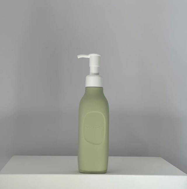 身体乳全身都可以摸