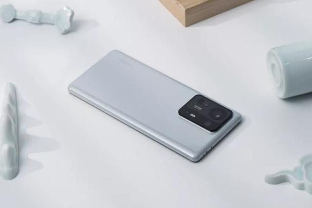 一部手机能流畅用三年是奢望？大错特错，这4款还能坚持更久