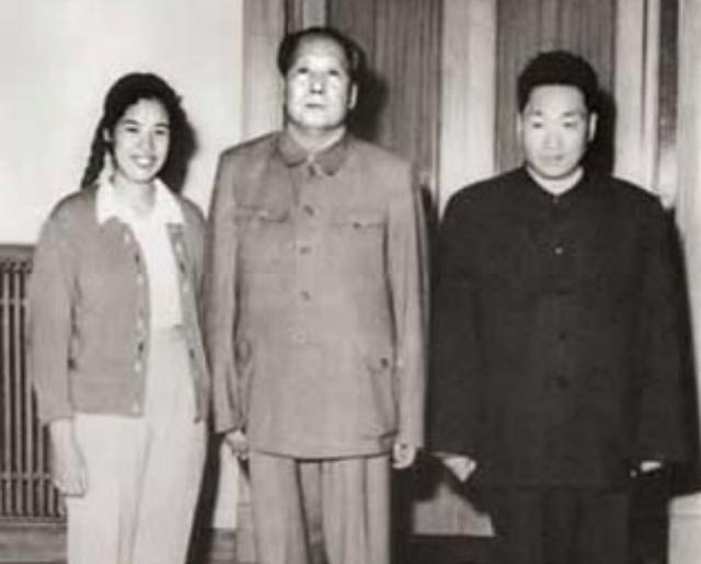 毛主席儿媳邵华，临终前曾嘱咐：我要和婆婆杨开慧葬在一起