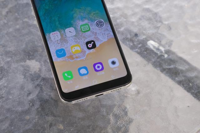 不到四百元买到的iPhone 13，让我自闭了整个五一假期