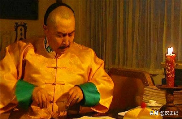 乾隆的一天是怎么过的？4点起床、晚上7点翻牌