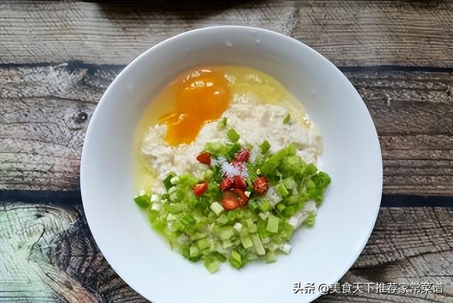 小米椒香葱豆渣煎饼独家，豆渣葱饼做法大全