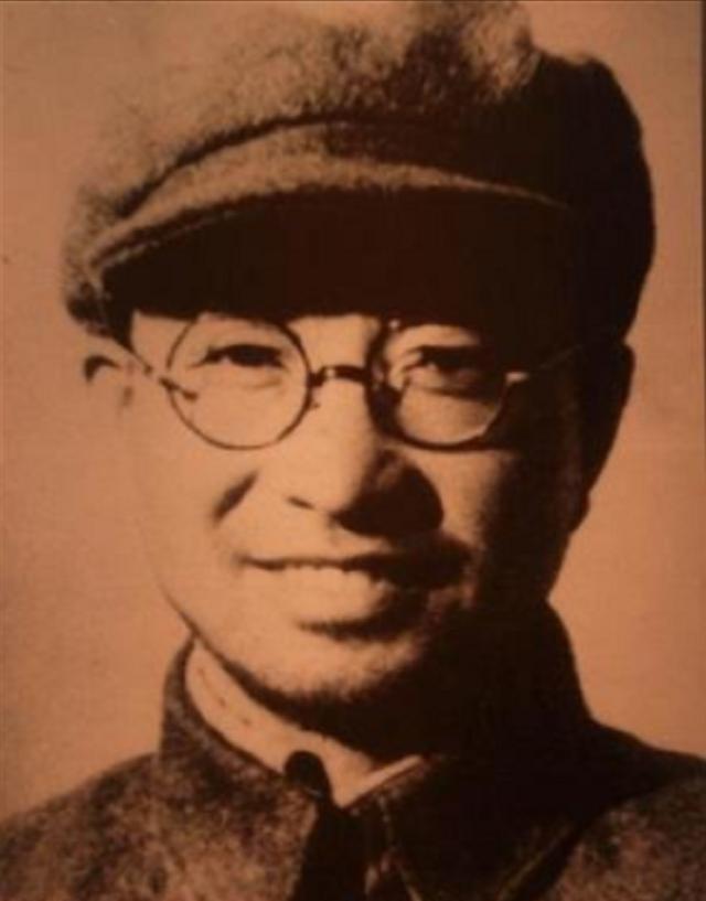 陈赓求情特赦死刑犯，保释后被反映不争气，夜袭检查下达一项命令