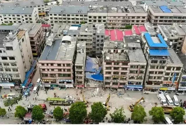 长沙自建房倒塌现场，暂未救出的埋困者，幸存的机率还有多大？
