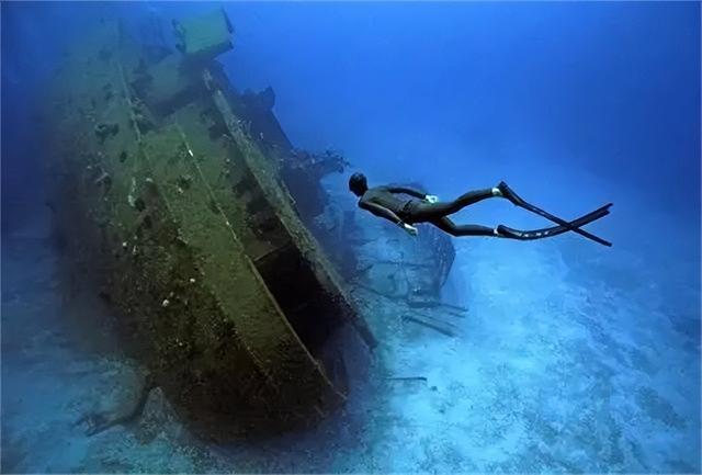 62年前，2名探险家抵达马里亚纳海沟，在海底9千米听到敲门声