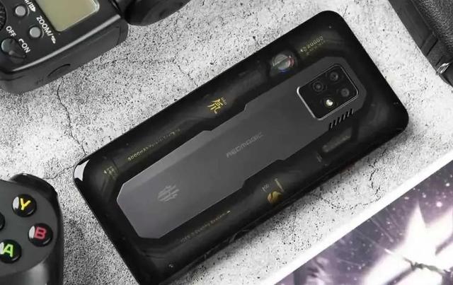 售价7499元还供不应求？最高24GB+1TB组合，还有135W快充加持