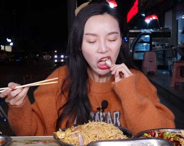一天吃20顿、连喝8小时，20天内4位网红传噩耗，别再拿身体换流量