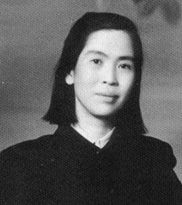 毛主席逝世后，李敏望着守灵人名单，提醒：落下了我的哥哥贺麓成