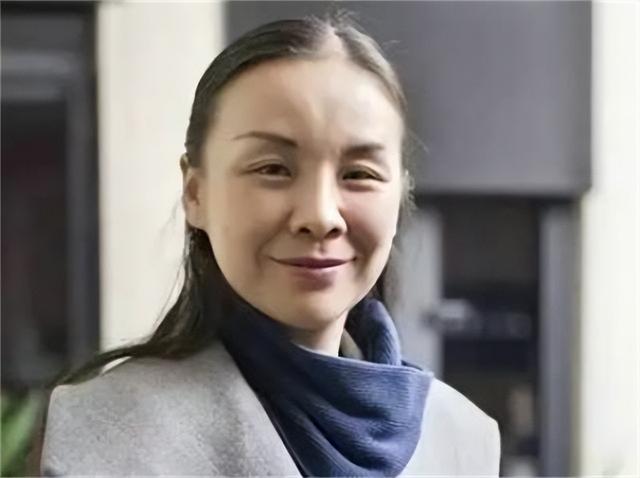 湖北女首富赖春临，摆摊起家，如今身家已达60亿