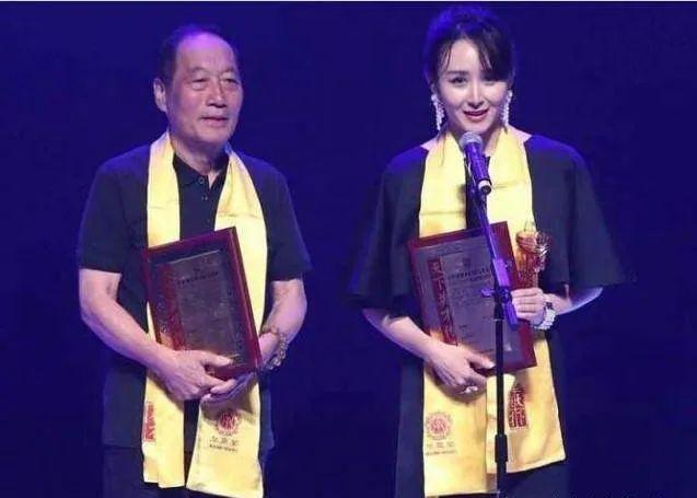 《人世间》情史干净的7位演员，一对比一对恩爱，有人已相守50年