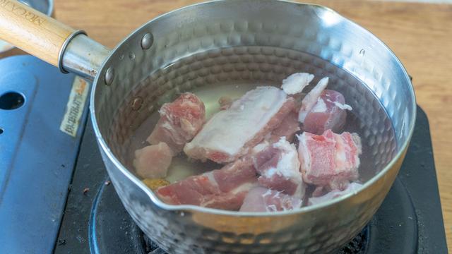 春季湿气重，建议多吃“3菜2豆2肉”，少吃2果，健脾祛湿健康过春