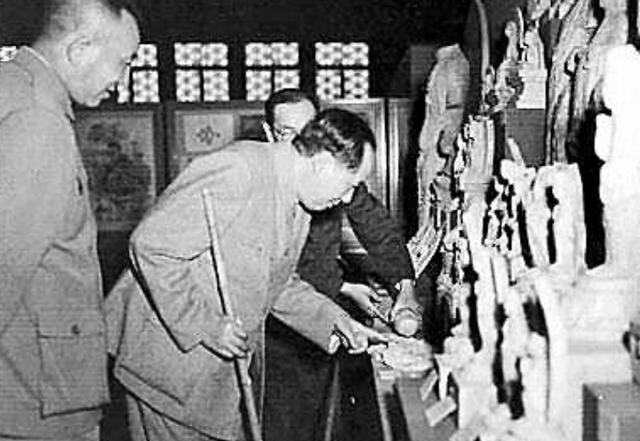 伟人的高瞻远瞩：1954年毛主席三登紫禁城，却不踏入故宫内半步